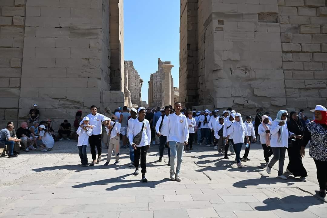 ضمن جولات مشروع "أهل مصر".. معبد الكرنك يستقبل أطفال المحافظات الحدودية