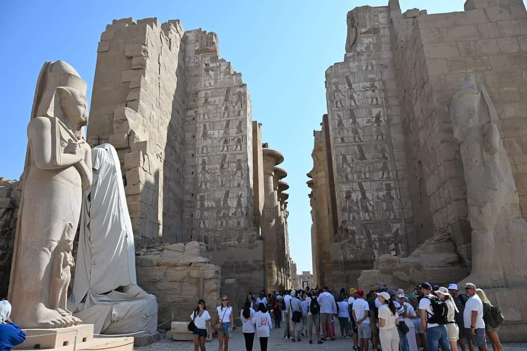 ضمن جولات مشروع "أهل مصر".. معبد الكرنك يستقبل أطفال المحافظات الحدودية