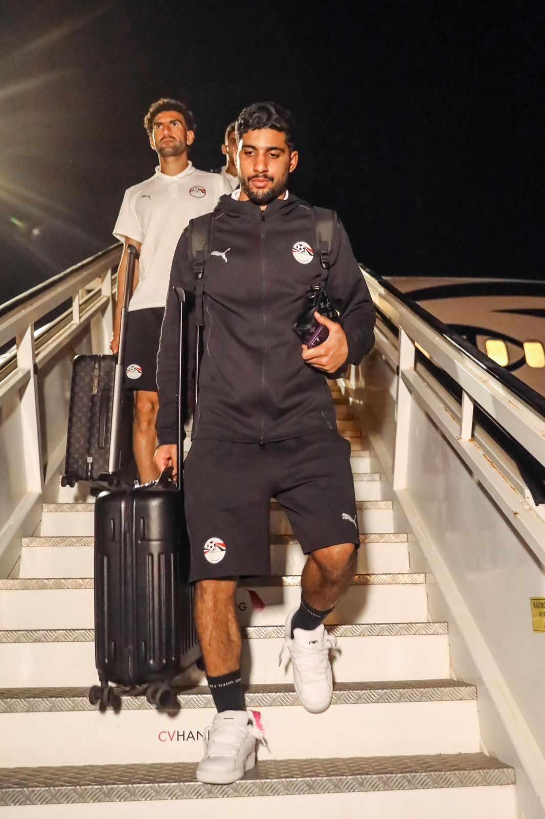 بعثة منتخب مصر تصل إلى الرأس الأخضر
