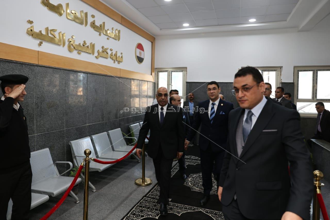 وزير العدل يتفقد مجمع محاكم كفر الشيخ ويوجه بسرعة إنجاز القضايا