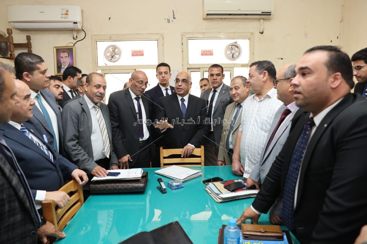 وزير العدل يتفقد مجمع محاكم كفر الشيخ ويوجه بسرعة إنجاز القضايا