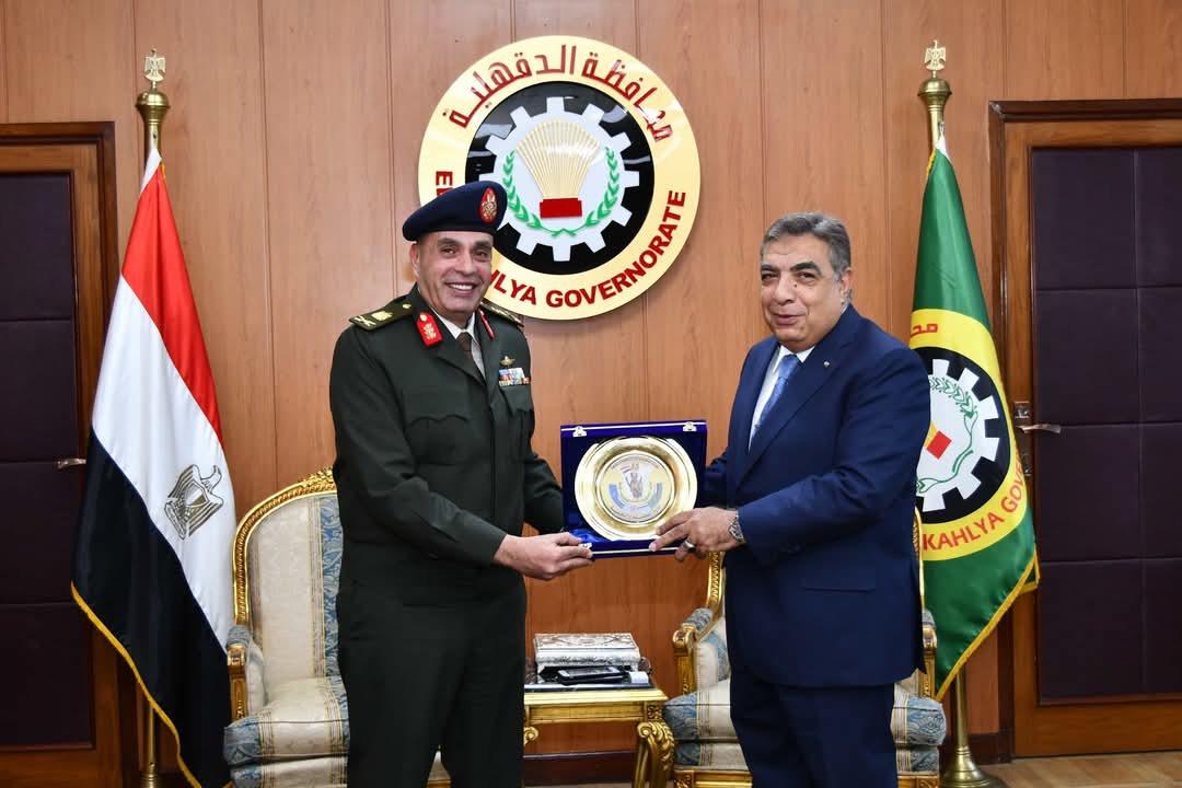 إدارة التجنيد والتعبئة تقدم التيسيرات التجنيدية لأبناء الوطن من ذوى الهمم بعدد من المحافظات| صور