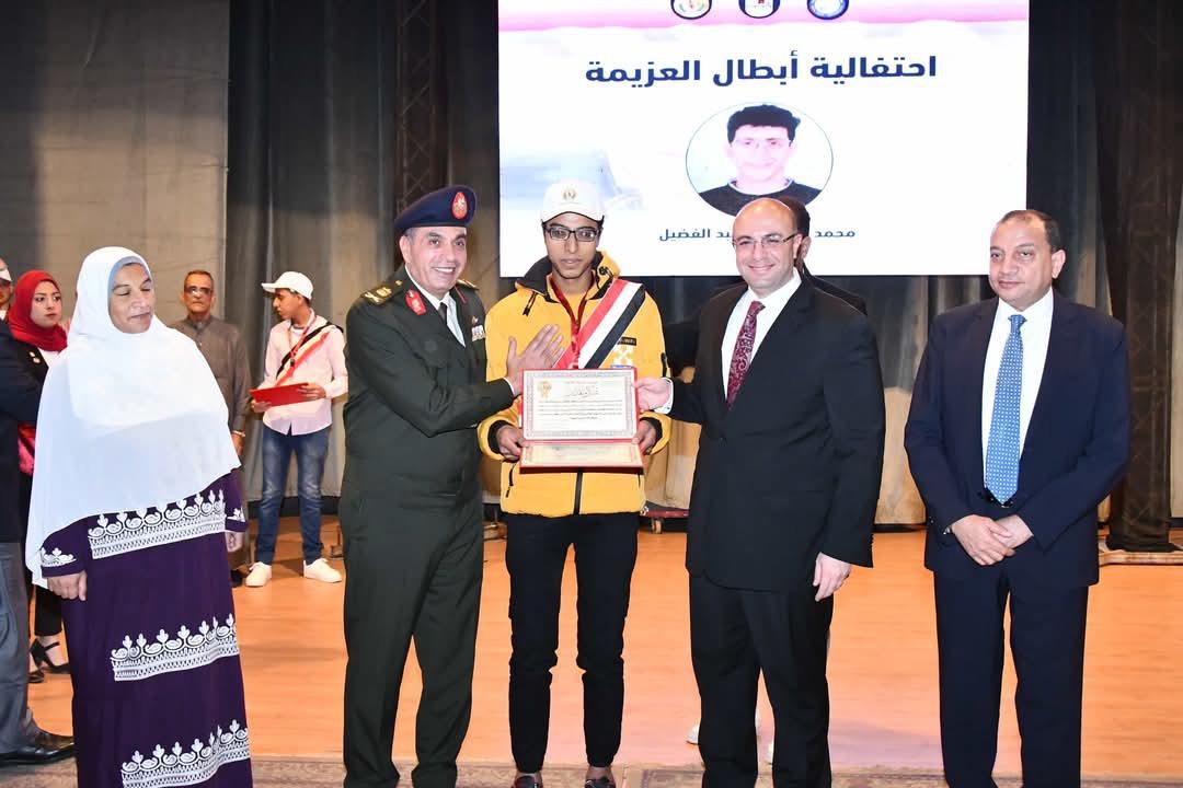 إدارة التجنيد والتعبئة تقدم التيسيرات التجنيدية لأبناء الوطن من ذوى الهمم بعدد من المحافظات| صور