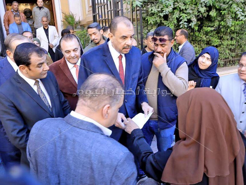 محافظ سوهاج يطالب بتحويل  مكتبة " رفاعة الطهطاوي " الى مركز ثقافى عالمى