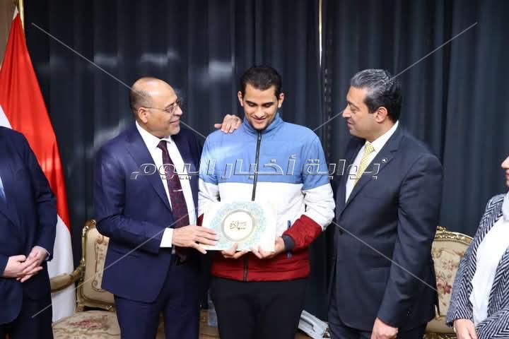 محافظ دمياط يستقبل وزير العمل ومدير مكتب منظمة العمل الدولية