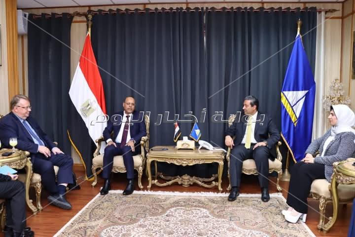 محافظ دمياط يستقبل وزير العمل ومدير مكتب منظمة العمل الدولية