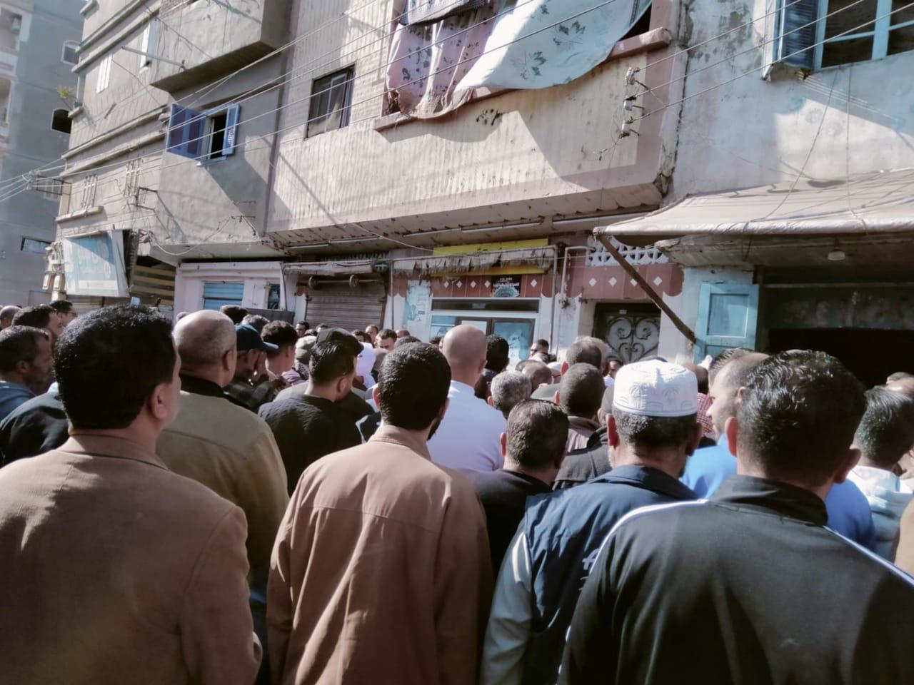 عصام الحضري يتلقى العزاء في وفاة والدته