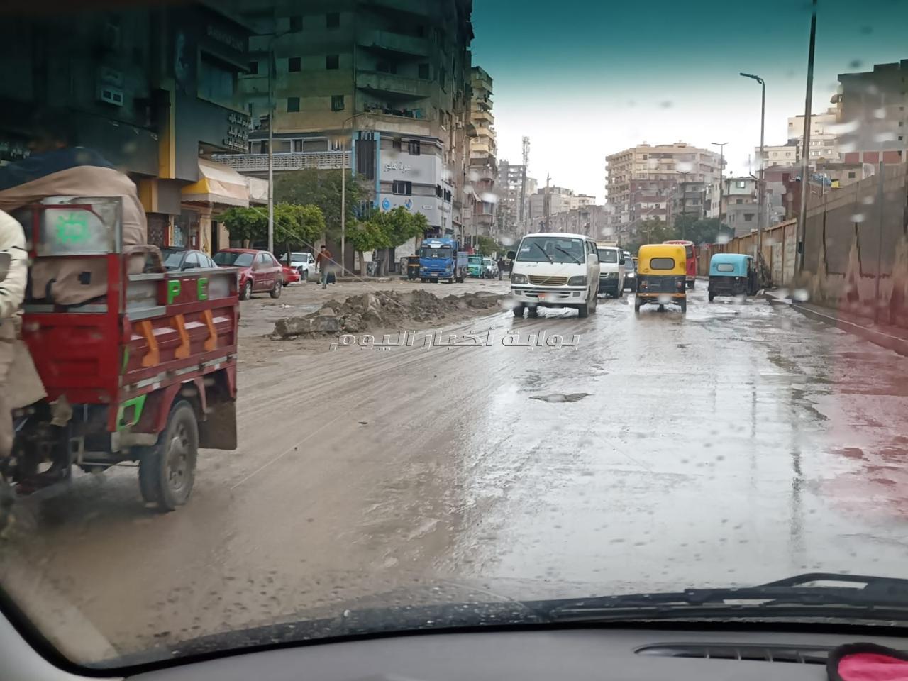 أمطار غزيرة تضرب الإسكندرية بالتزامن مع «نوة عيد الميلاد»