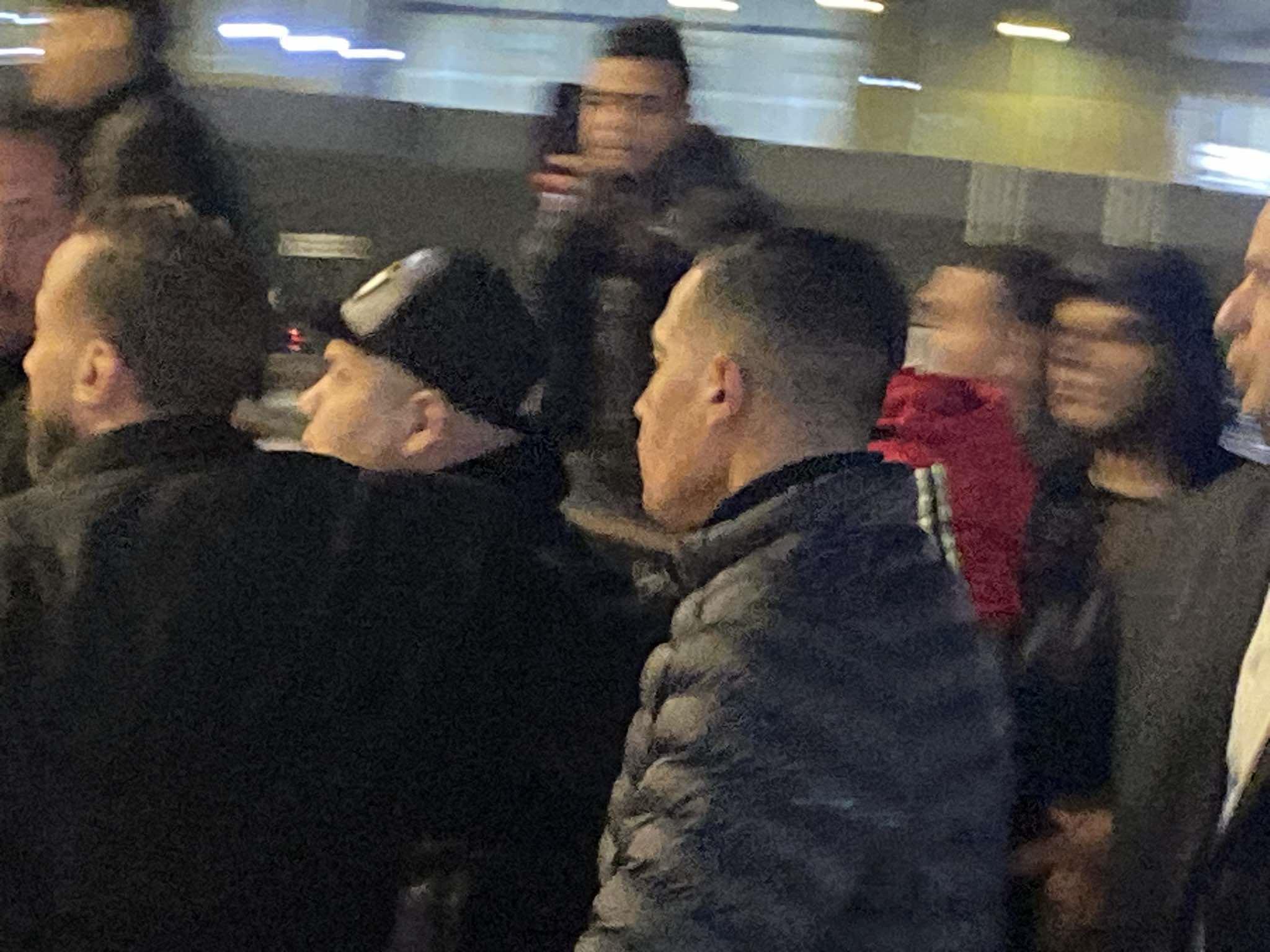 دينا وعمر كمال وحميد الشاعري يواسون محمد عدوية لفقدانه والده 