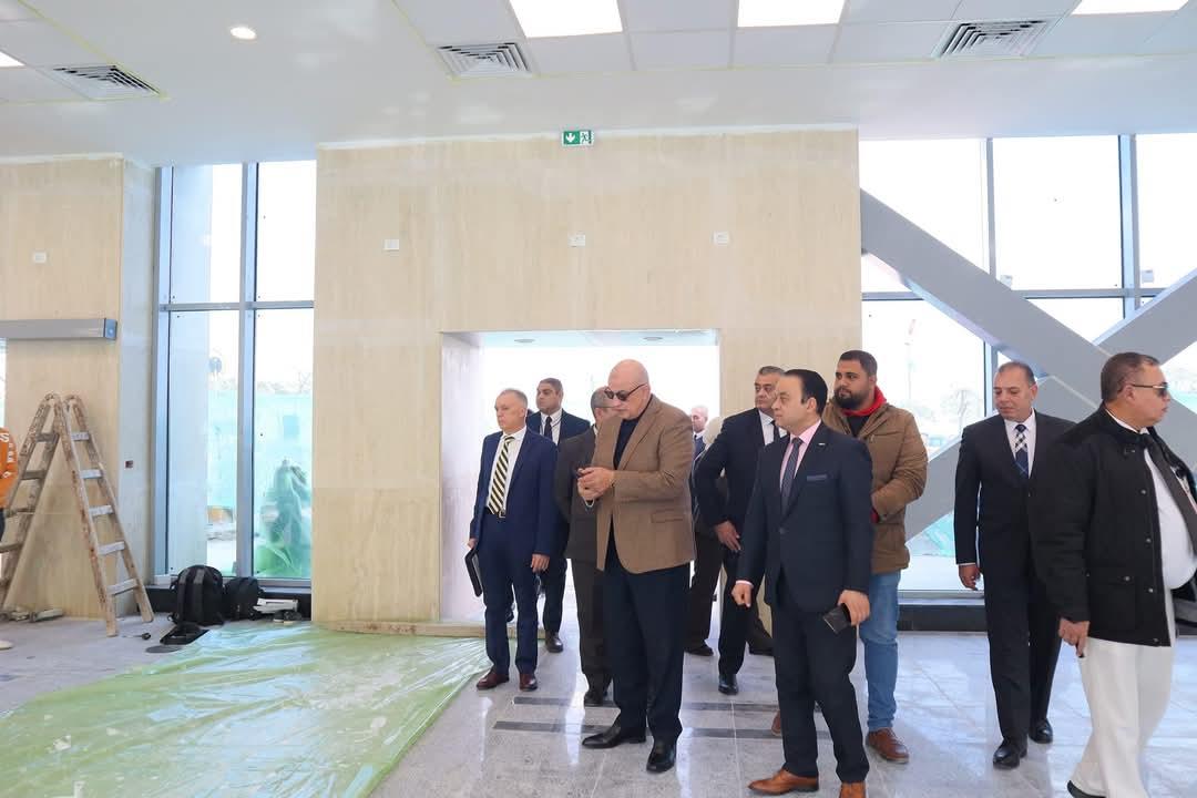 مطار برج العرب 