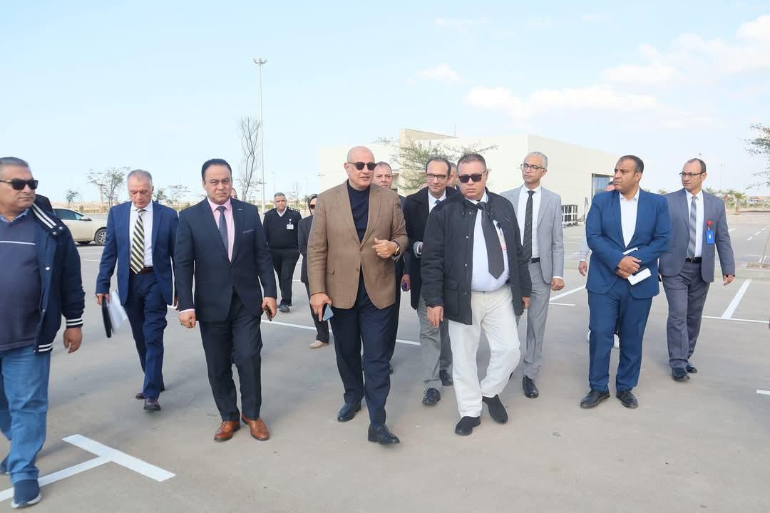 مطار برج العرب 