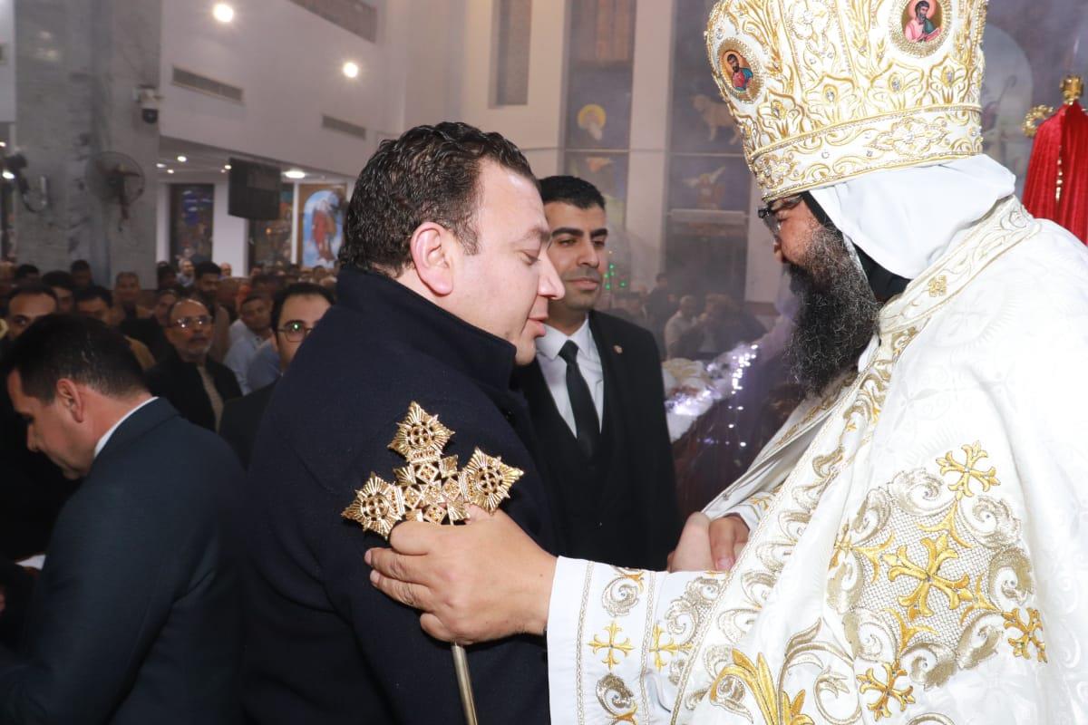 أسقف كنائس البحر الأحمر يترأس قداس عيد الميلاد بكاتدرائية الأنبا شنودة في الغردقة