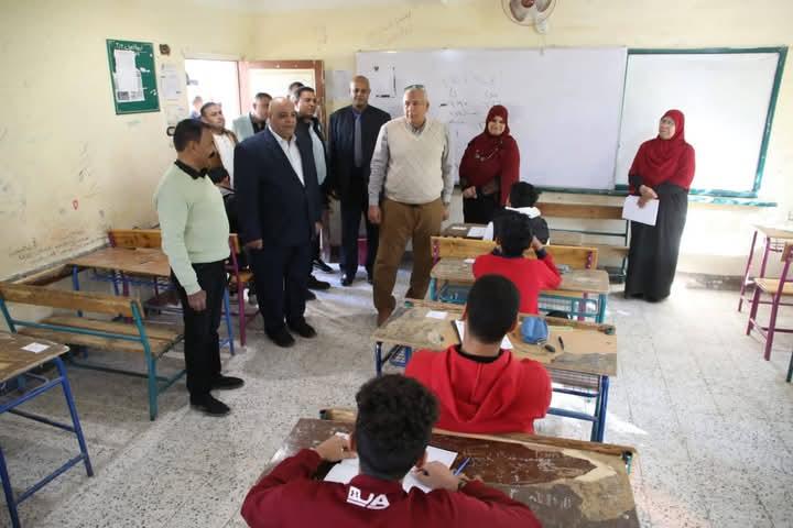  اللواء دكتور محمد الزملوط محافظ الوادي الجديد