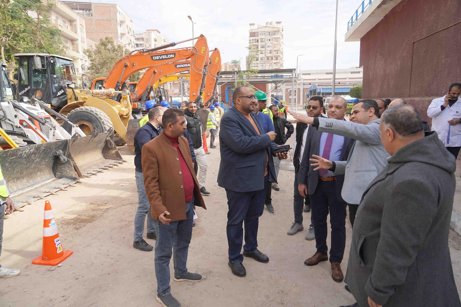 نائب رئيس القابضة للمياه يتفقد المحطات  الحاصلة 