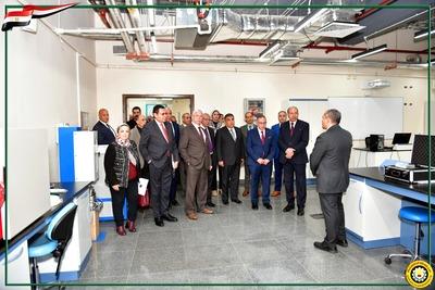 اجتماع مجلس أمناء جامعة المنصورة الأهلية لمناقشة الإنجازات بحضور محافظ الدقهلية. 