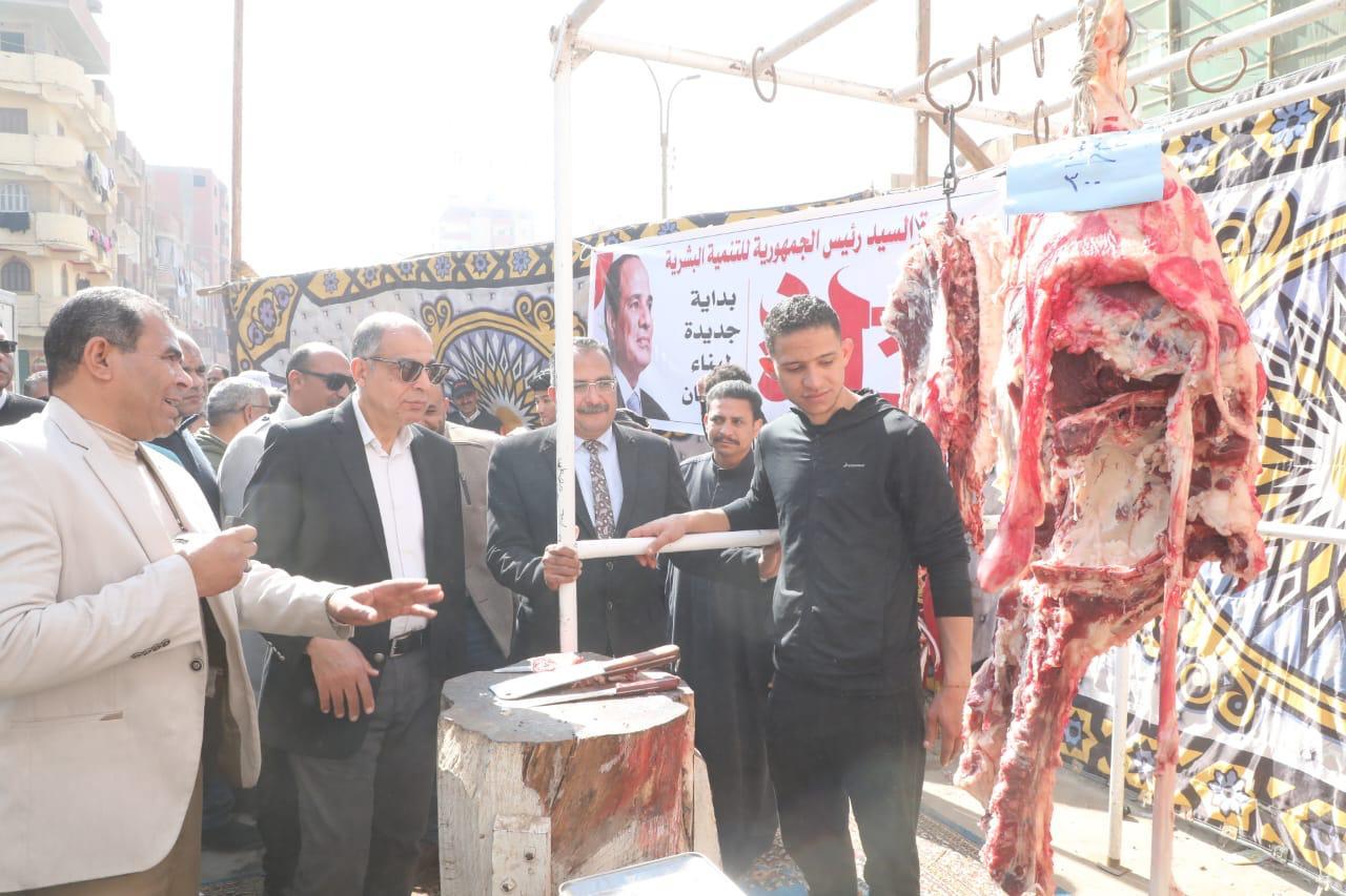  ضمن مبادرة " بداية " وخطة المحافظة لعمل أسواق حضارية