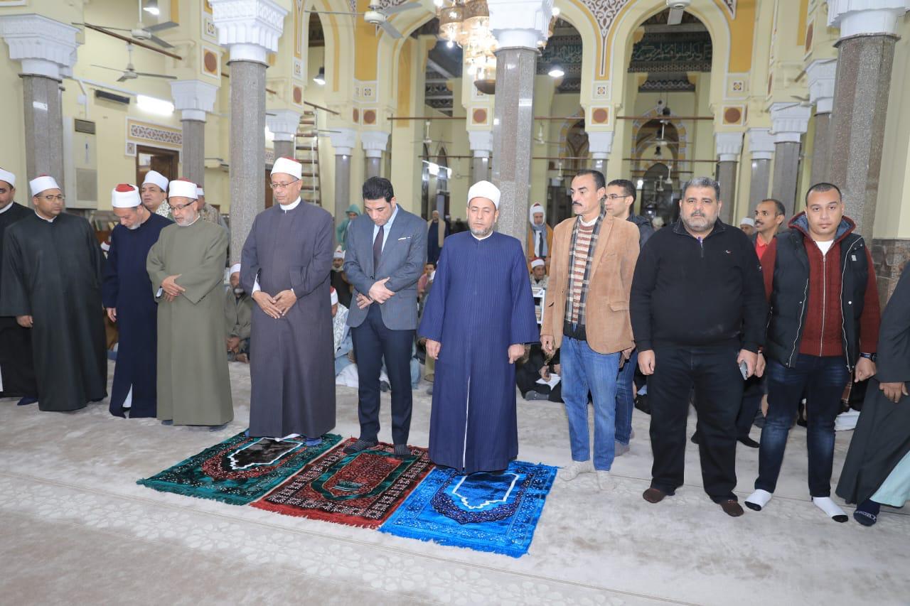 نائب محافظ سوهاج يشهد احتفال الأوقاف بذكرى ليلة النصف من شعبان| صور