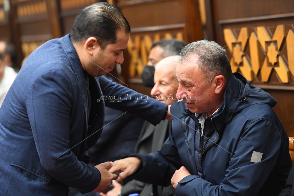 عزاء شقيق أحمد السبكي