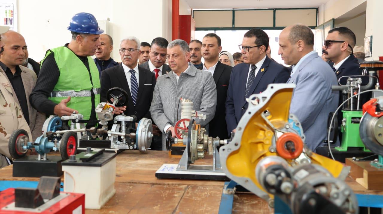 محافظ الإسماعيلية يفتتح توسعات مدرسة القنطرة غرب 