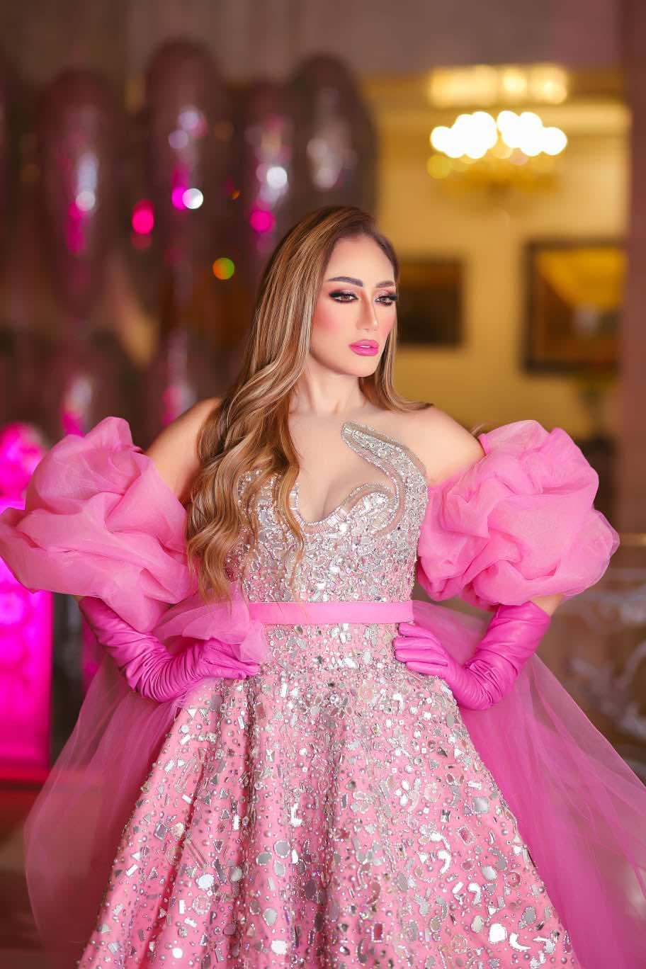 ريهام سعيد تتألق بإطلالتين من توقيع هاني البحيري