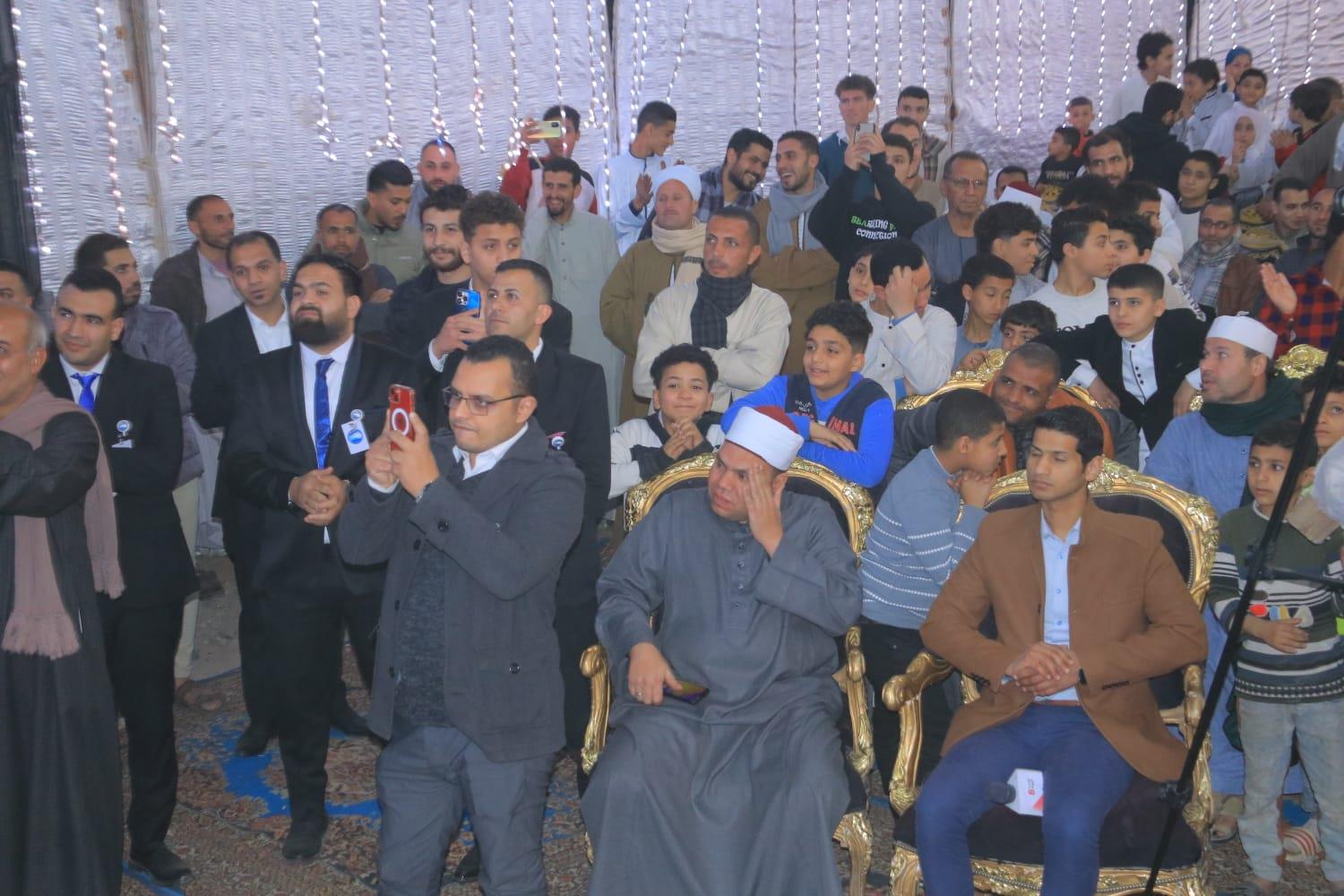 صور| أمانة العمالة المركزية بـ"مستقبل وطن" تُكرم العمال المثاليين والأمهات والأيتام‎