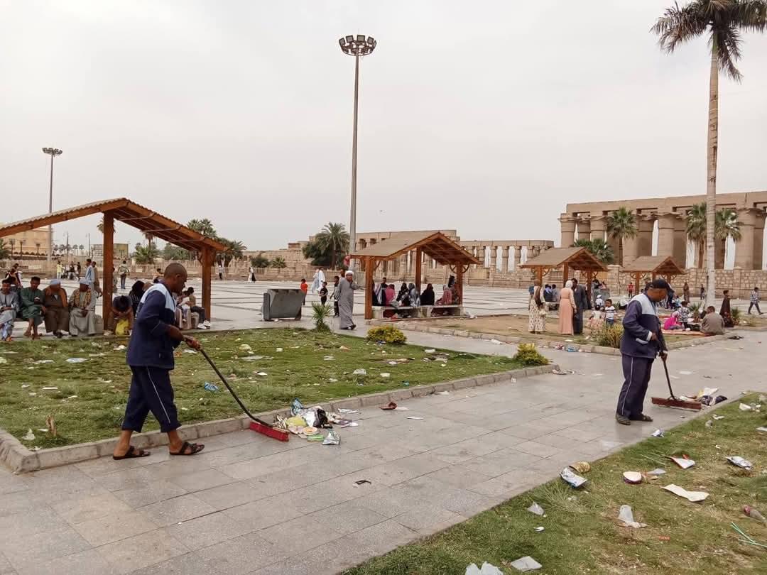 إعادة الجمال لمدينة الأقصر بعد نهاية الإحتفال بعيد الفطر المبارك| صور 