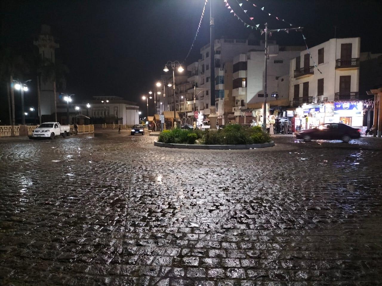 إعادة الجمال لمدينة الأقصر بعد نهاية الإحتفال بعيد الفطر المبارك| صور 