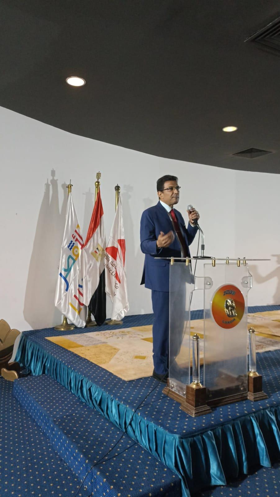 توصيات مؤتمر كلية لألسن الدولي الرابع حول التواصل اللغوي والثقافي في عصر الرقمنة| صور