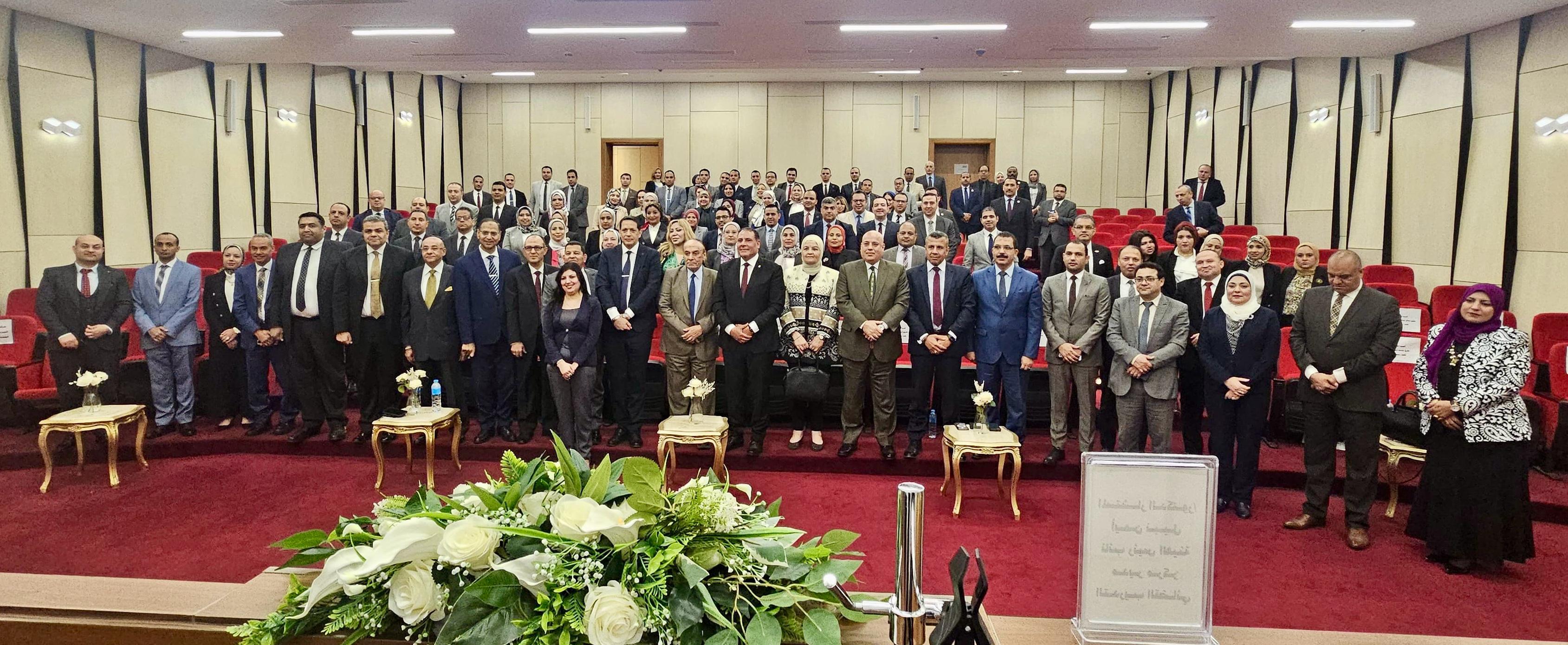 محاضرة للخبير الاستراتيجي سمير فرج بمركز التدريب القضائي