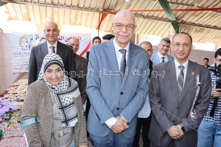 رئيس جامعة المنوفية يفتتح معرضي كلية الهندسة الإلكترونية 