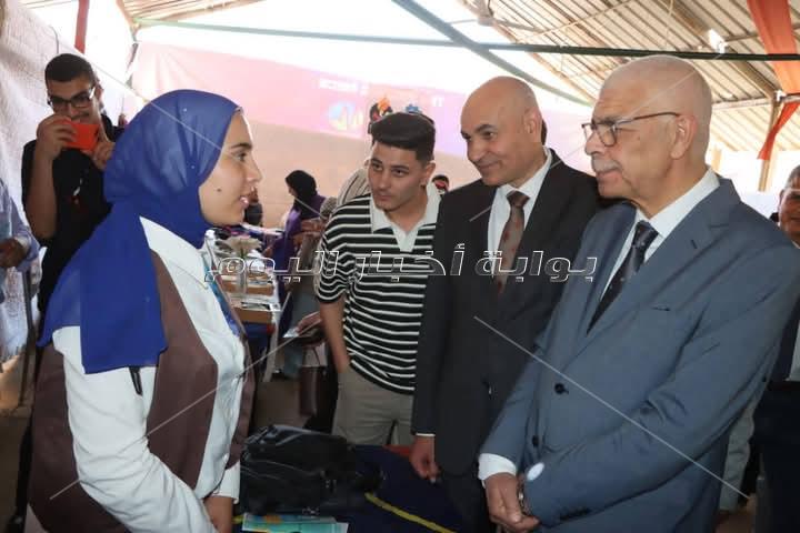 رئيس جامعة المنوفية يفتتح معرضي كلية الهندسة الإلكترونية 