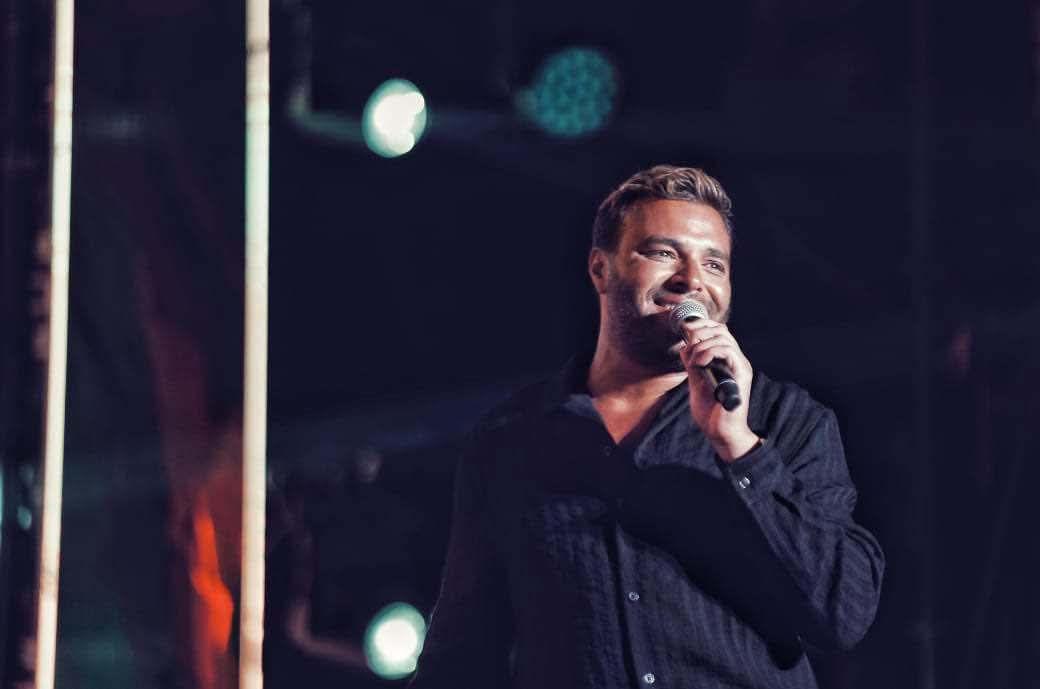 بالصور .. رامي صبري يتألق فى حفل البطولة العربية للجولف بحضور كامل العدد 