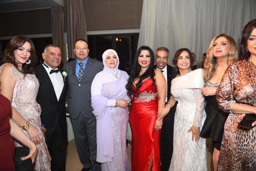 أمل رزق تحتفل بزفاف ابنتها هيا كتكت على آدم العربي