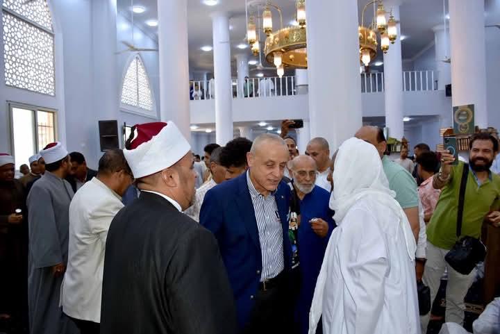 محافظ الأقصر يفتتح مسجد الحاج يوسف بدوى بمنطقة حوض الـ 18  بمدينة الأقصر