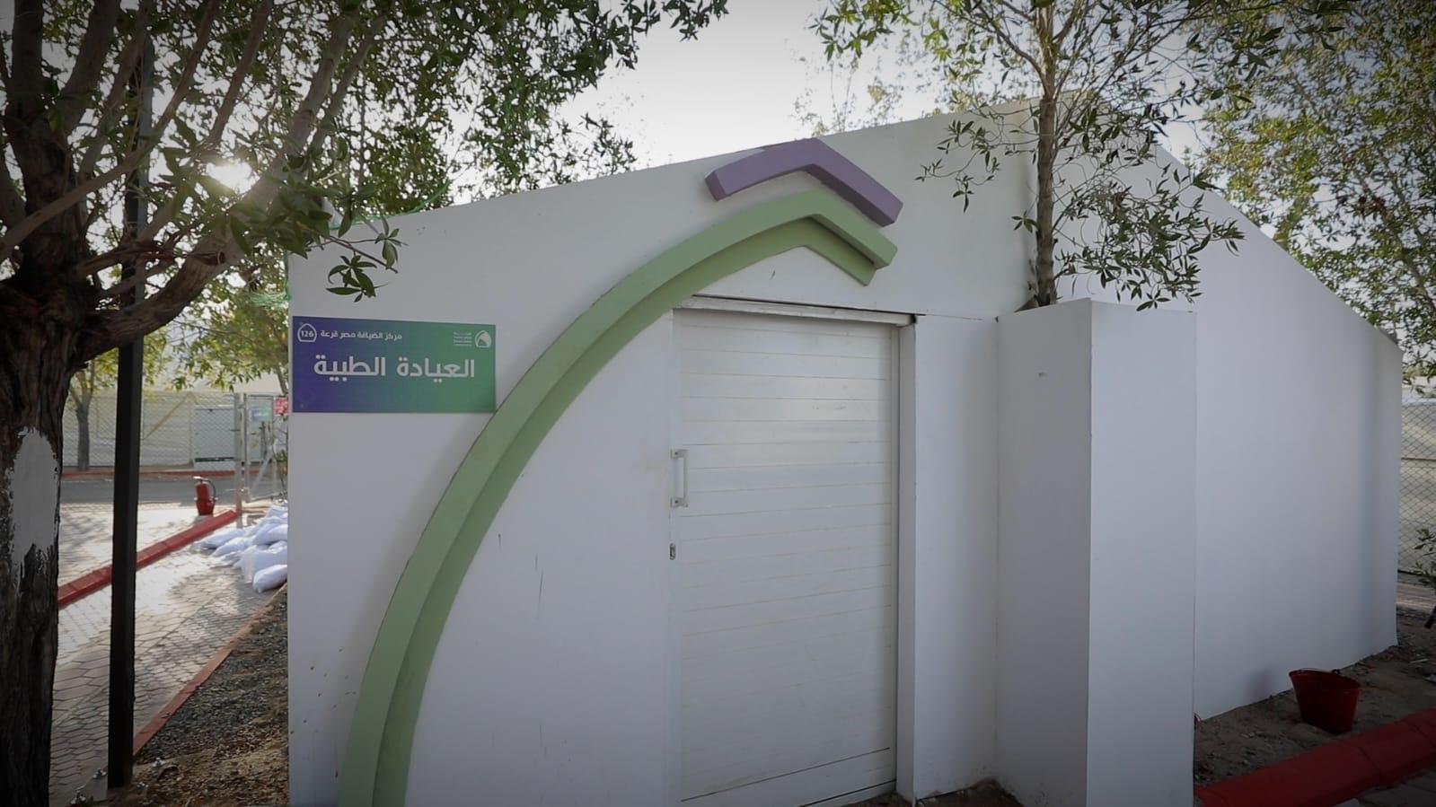 رئيس بعثة الحج يتفقد مخيمات حجاج القرعة في عرفات ومنى.. وبدء التصعيد غدا