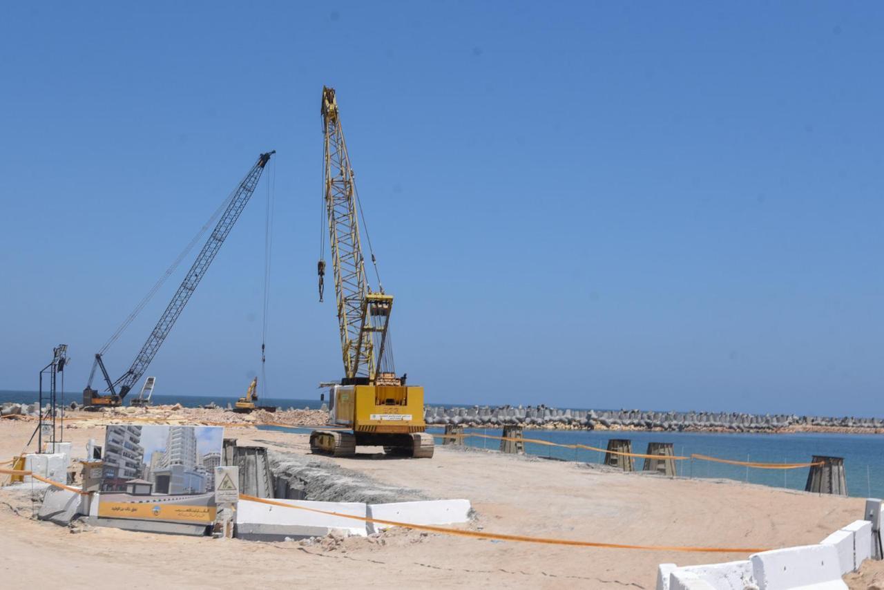 محلية النواب تتفقد مشروعات حماية شواطئ الإسكندرية وتوسعة الكورنيش| صور