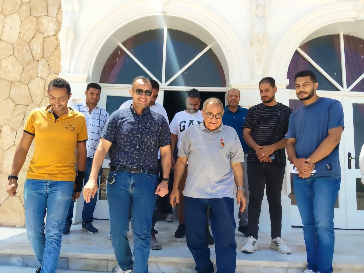 رئيس جهاز القري السياحية ورئيس شركة التعمير يعلنا قريبا عن إفتتاحه"| صور
