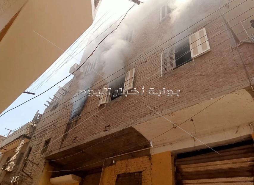 السيطرة على حريق داخل شقة سكنية بقليوب (صور)