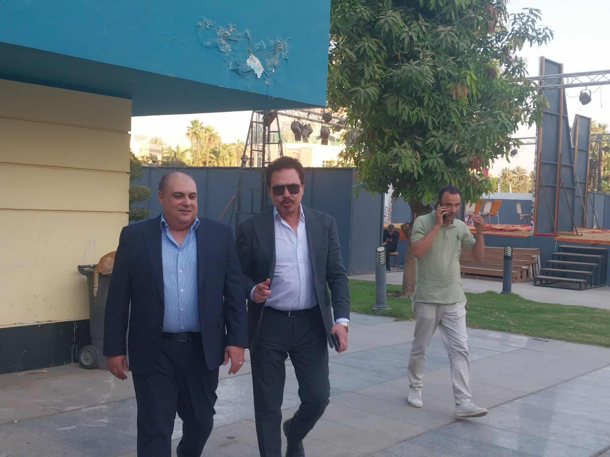 وصول محمد رياض لمؤتمر القومي لمسرح الهناجر