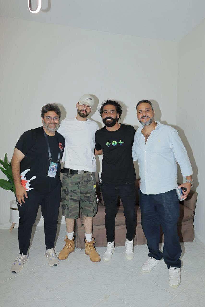 عفرتو وديسكو مصر يشعلون المسرح الروماني بحفل كامل العدد 