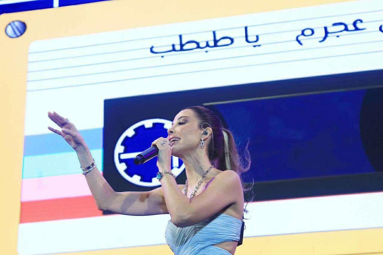 حكيم ونانسي عجرم يتألقان في مهرجان مراسي 
