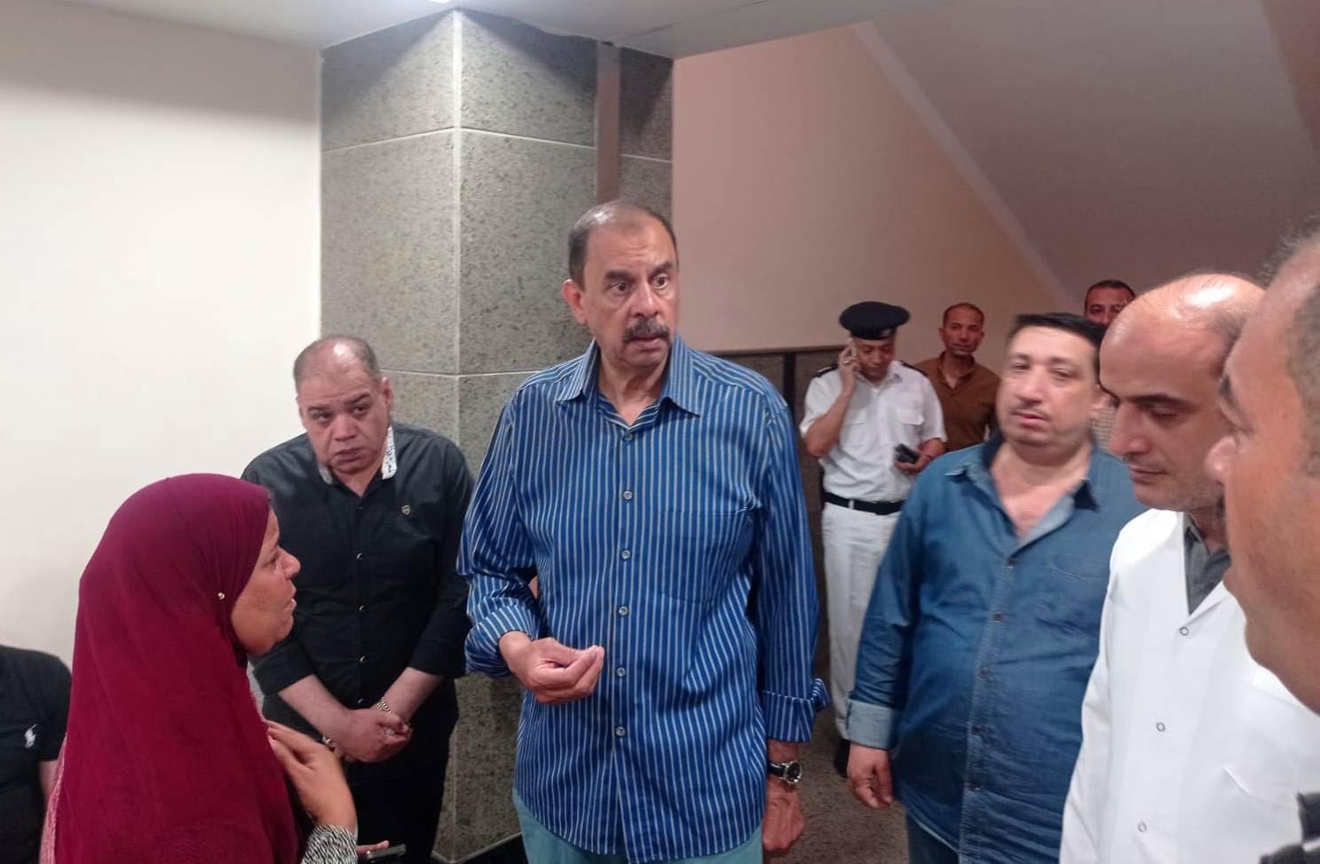 محافظ سوهاج يتفقد عددا من الشوارع والميادين ومستشفى طهطا
