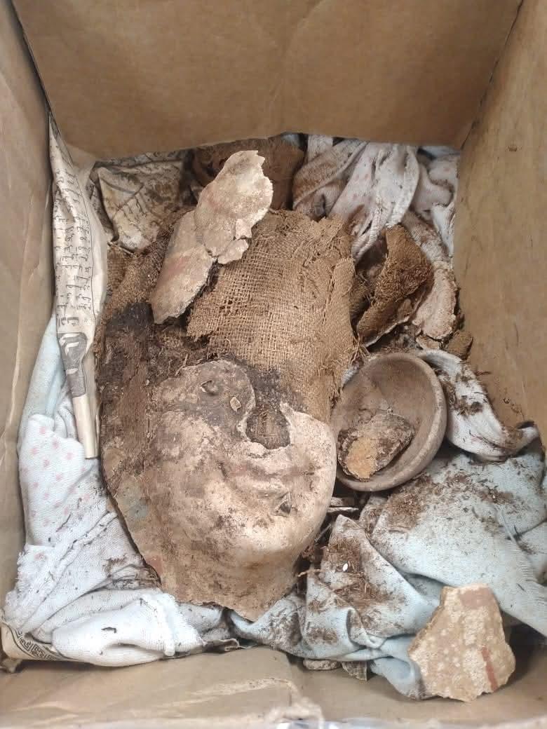 صور من القطع الاثرية المسترده