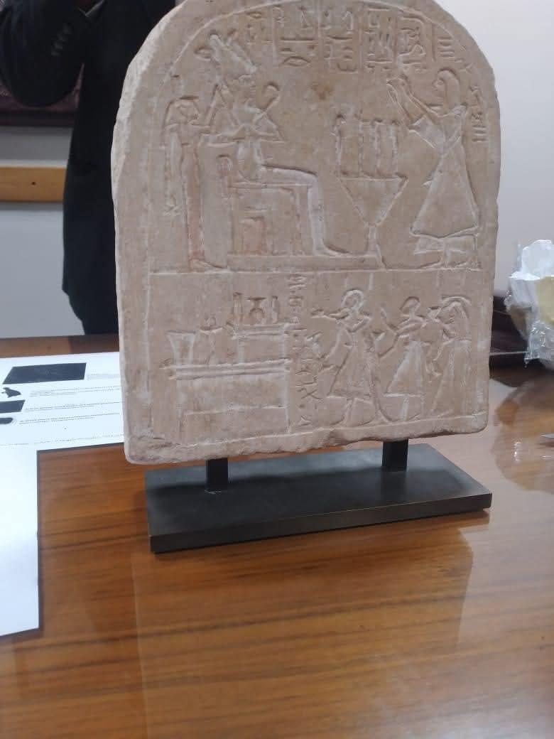 صور من القطع الاثرية المسترده