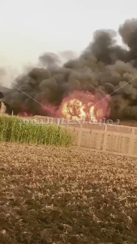 كابوس في القناطر الخيرية.. 5 ضحايا في حريق مصنع  والحماية المدنية تسيطر| صور