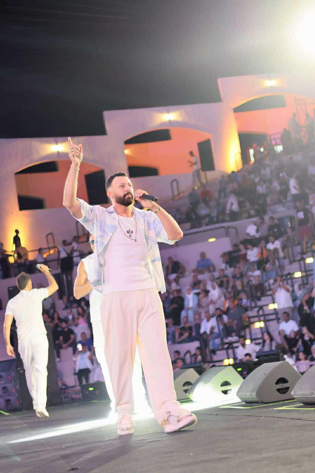 واما وحمادة هلال ونيكول سابا وهيثم شاكر ولؤي وعدوية يشعلون المسرح الروماني