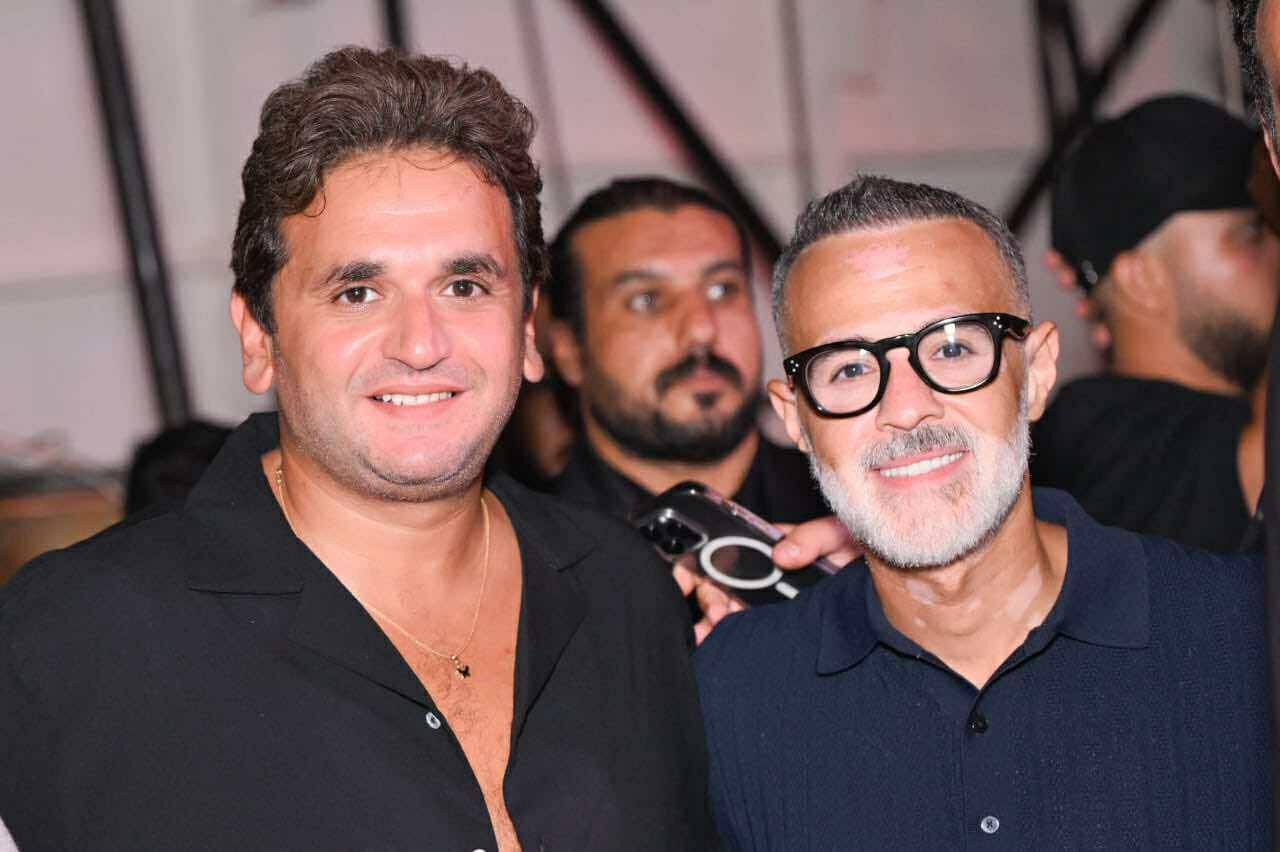 حماقي يشعل حماس جمهور مراسي.. وسر بكائه مع «ولا ليلة من لياليك»