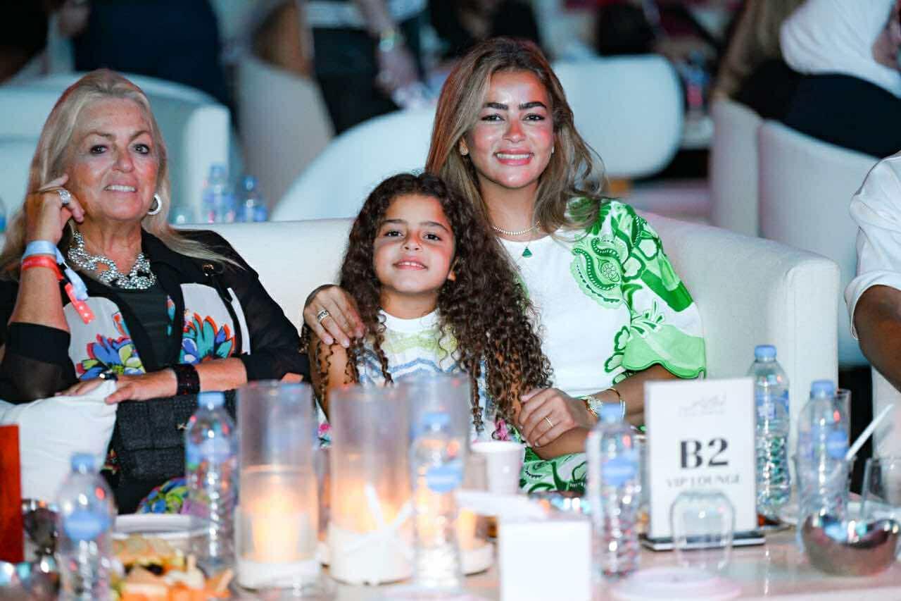 حماقي يشعل حماس جمهور مراسي.. وسر بكائه مع «ولا ليلة من لياليك»
