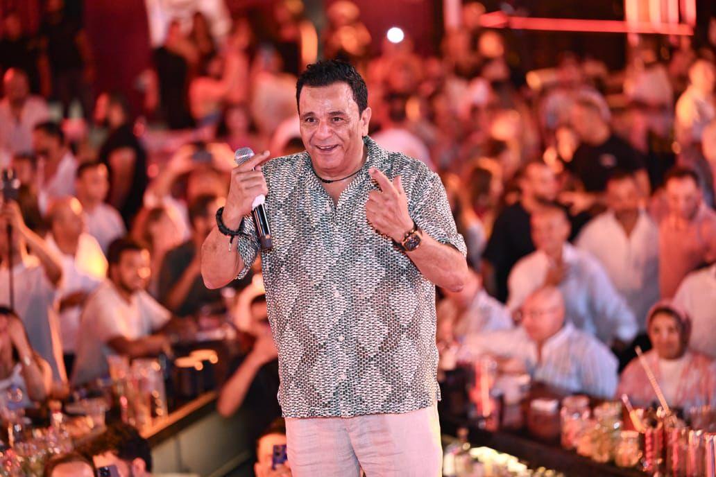  محمد فؤاد يختتم جولته فى الساحل الشمالي بحضور طارق العريان والمشاهير