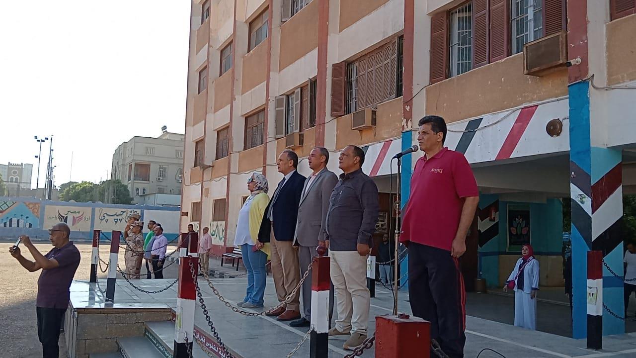 فى أول يوم دراسة ..